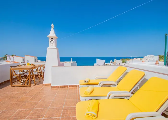 6 Centeanes - Clifftop Apartment, Sea Views And St カルヴォエイロ